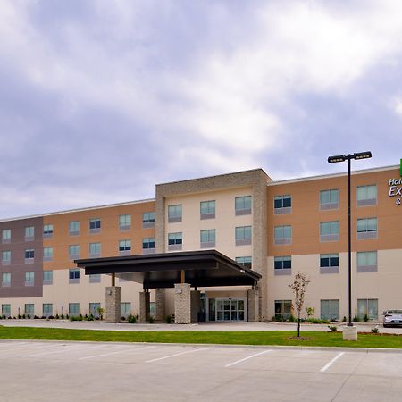 Holiday Inn Express & Suites - Ottumwa By Ihg Exterior foto