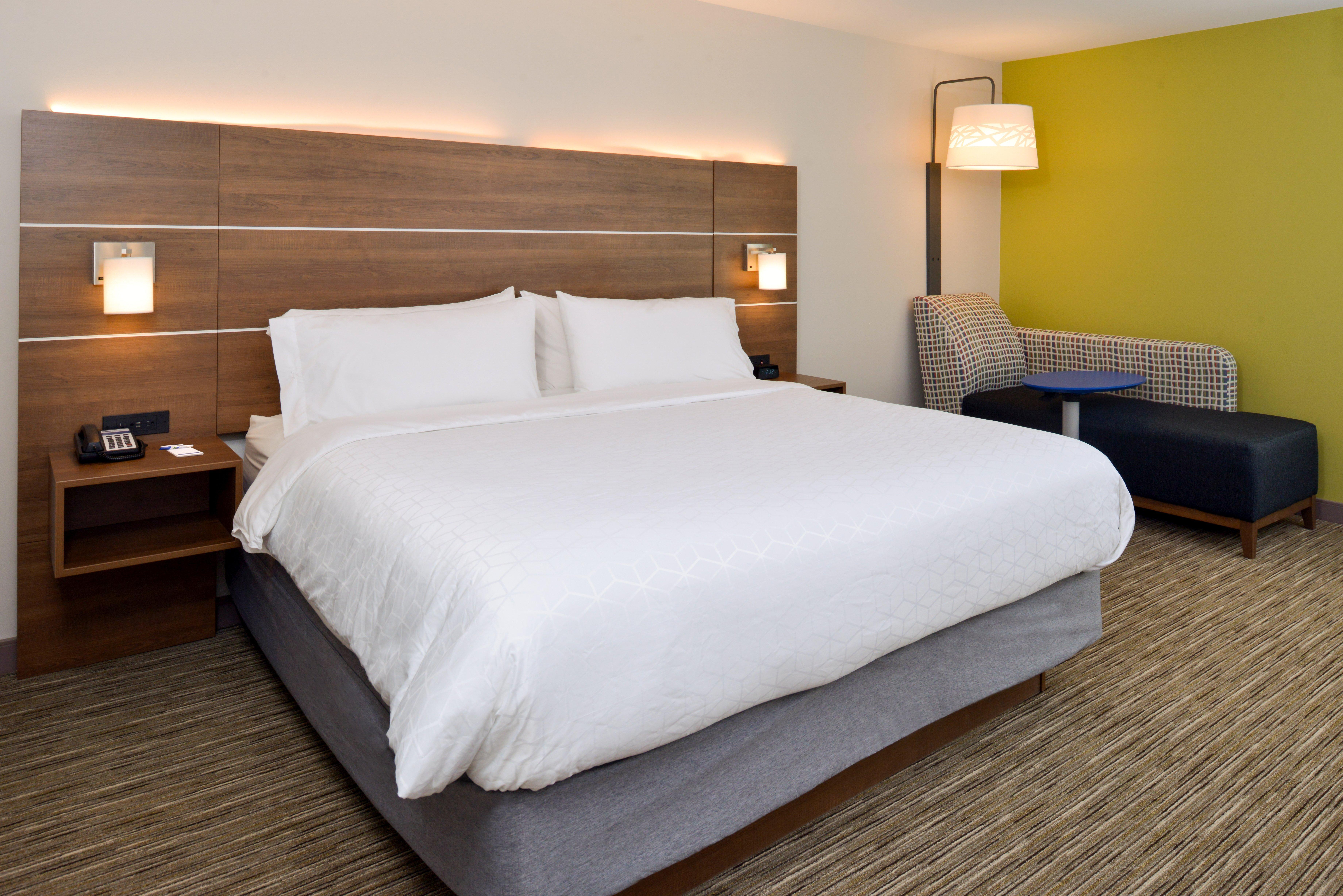 Holiday Inn Express & Suites - Ottumwa By Ihg Exterior foto
